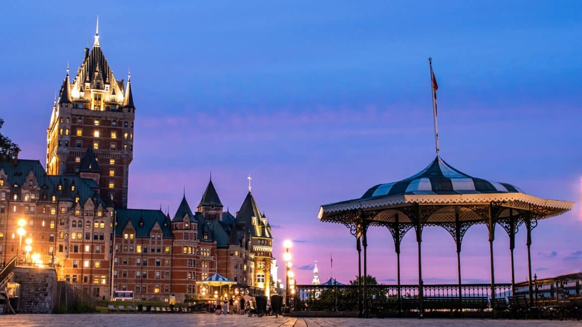 Le Château Frontenac, emblème de la ville de Québec et site historique